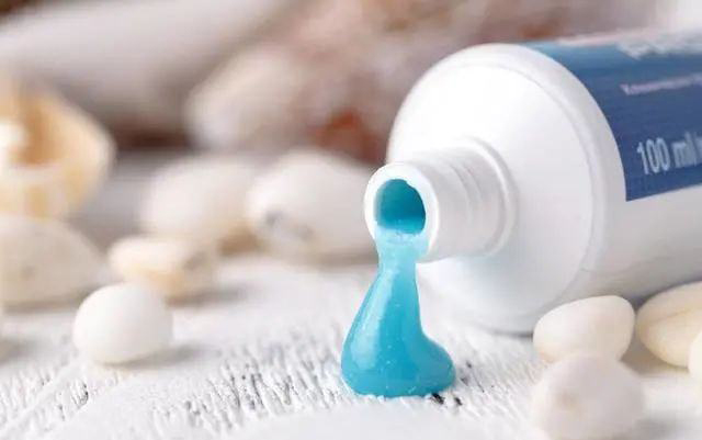 三个个擦玻璃不爬窗方法,玻璃干净又干净!(图3) 三个个擦玻璃不爬窗方法,玻璃干净又干净!(图3)